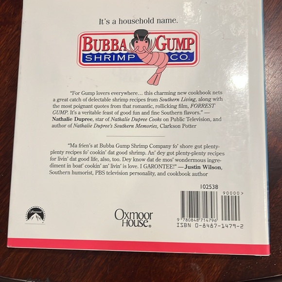 The Bubba Gump shrimp Company cookbook - Picture 2 of 9